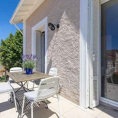 Apartment Outstanding Ac 2 Bedroom With Terrace Close To Beaches - Dodo Et Tartine Carqueiranne